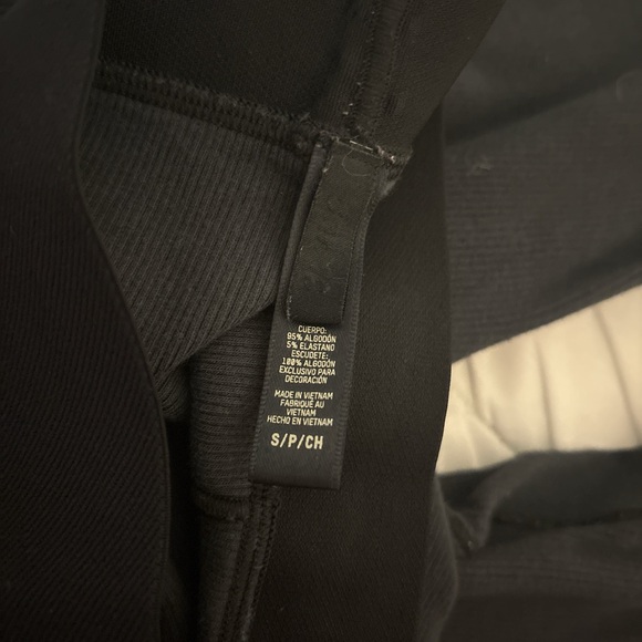 SKIMS Black Ribbed Leggings - Picture 4 of 4